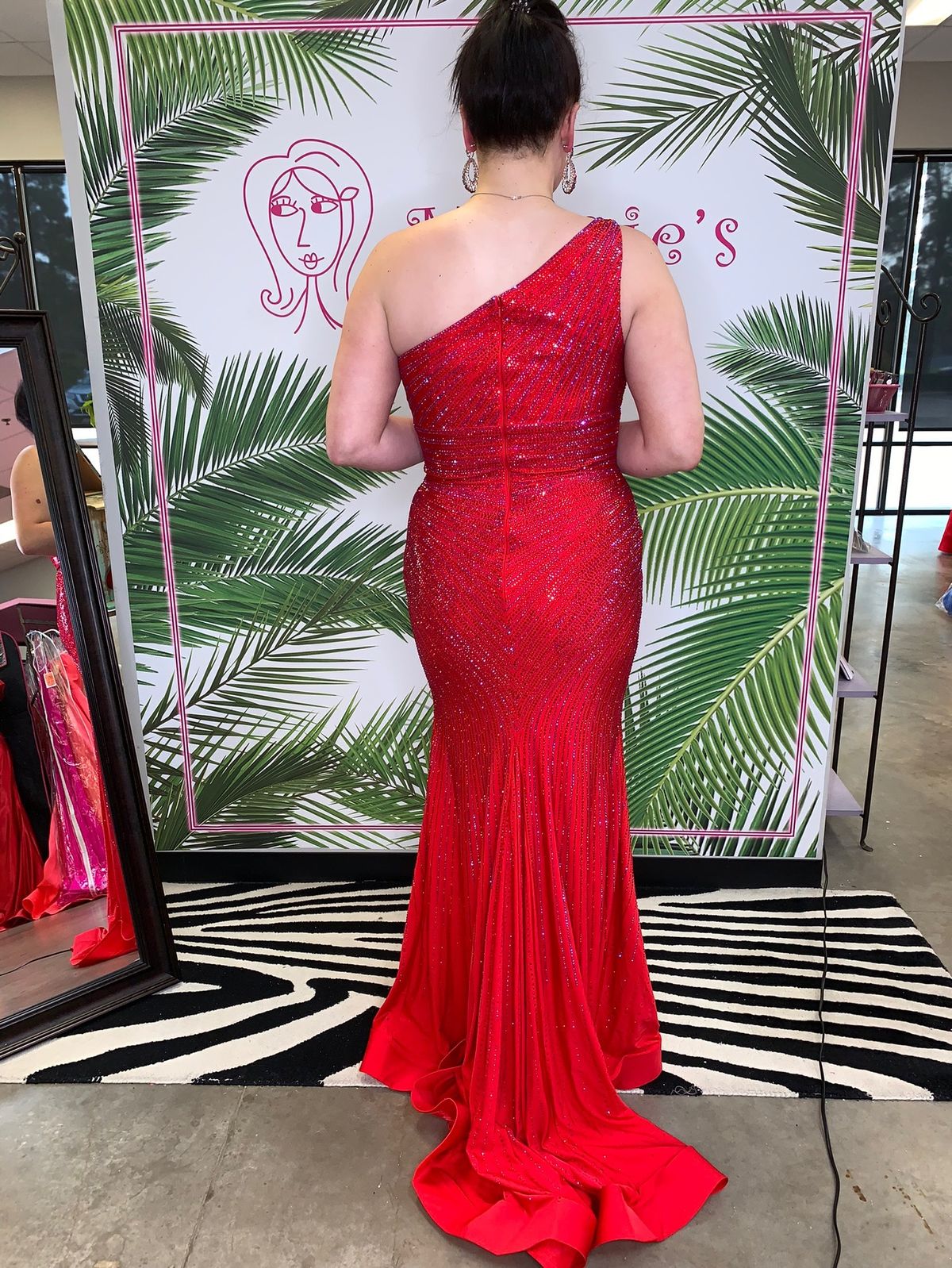 Sherri Hill Plus Size 16 Red Side Slit Dress on Queenly