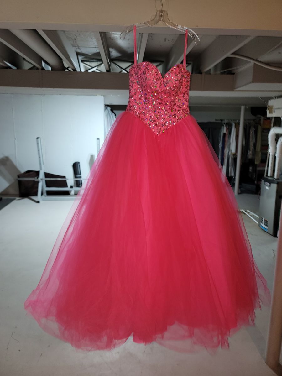 Style 59 inches long Mobile by Mdeline Gardner Size 4 Prom Pink Ball Gown on Queenly