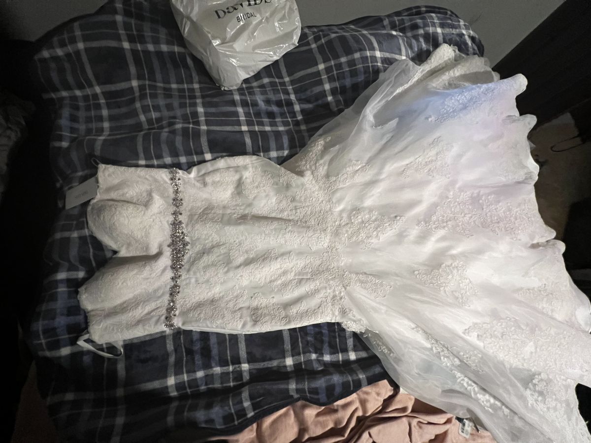David's Bridal Size 12 Wedding White Mermaid Dress on Queenly