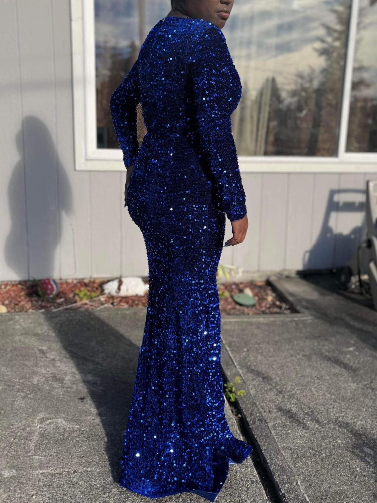 Size 8 Prom Long Sleeve Royal Blue Mermaid Dress on Queenly