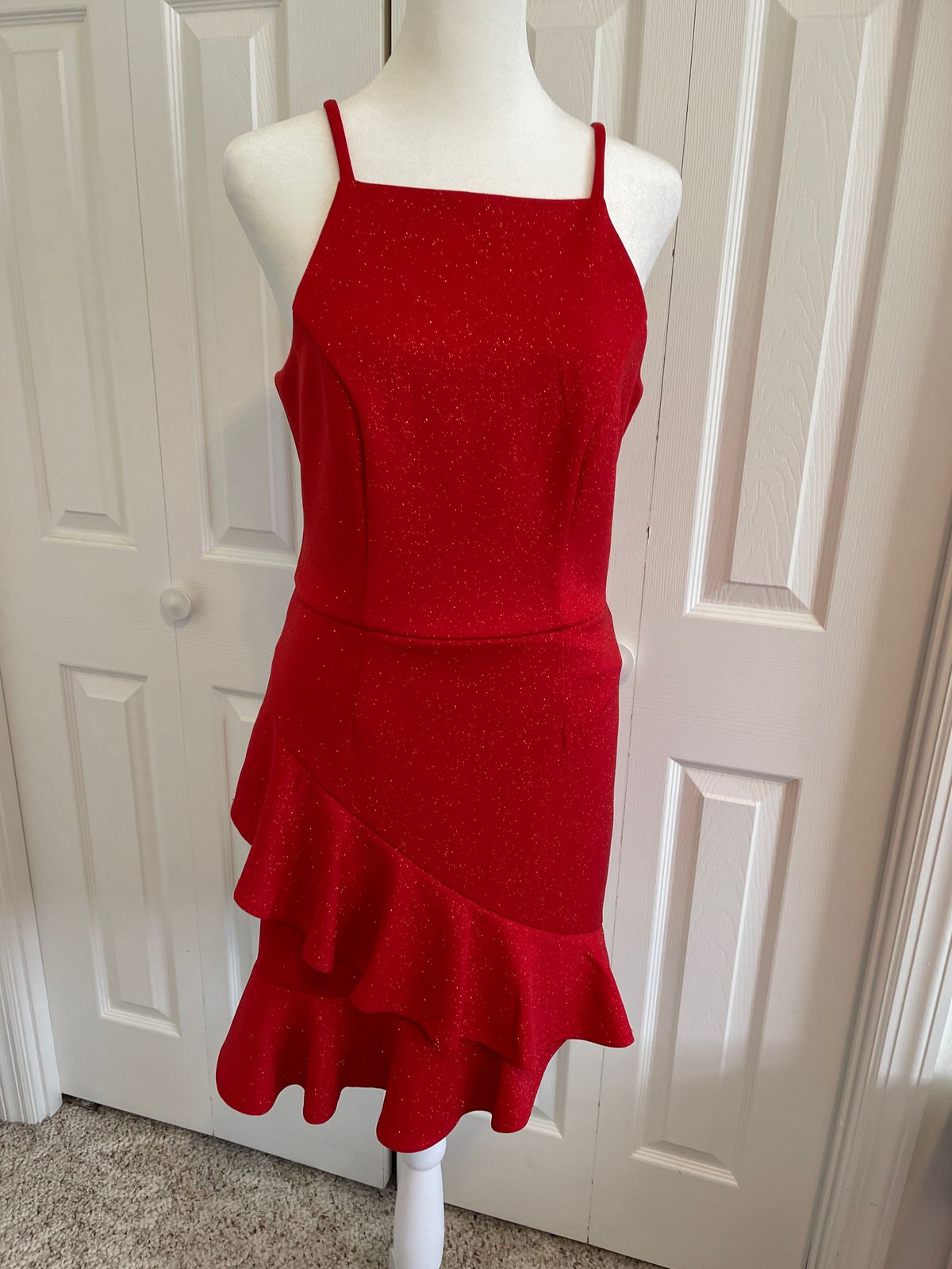 Size M Pageant Red Cocktail Dress on Queenly