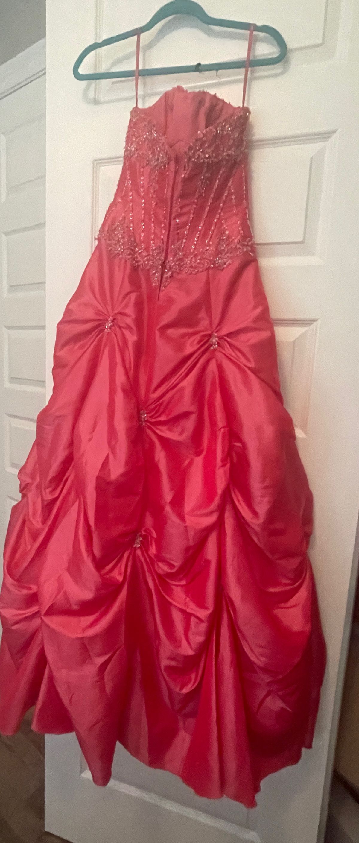 Size 2 Prom Strapless Sequined Pink Ball Gown on Queenly