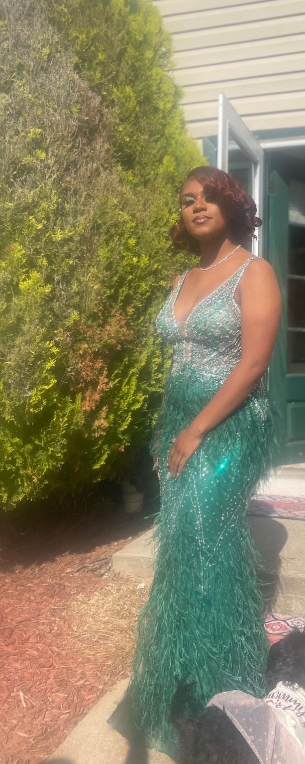 Jovani Size 10 Prom Plunge Sequined Green Mermaid Dress on Queenly