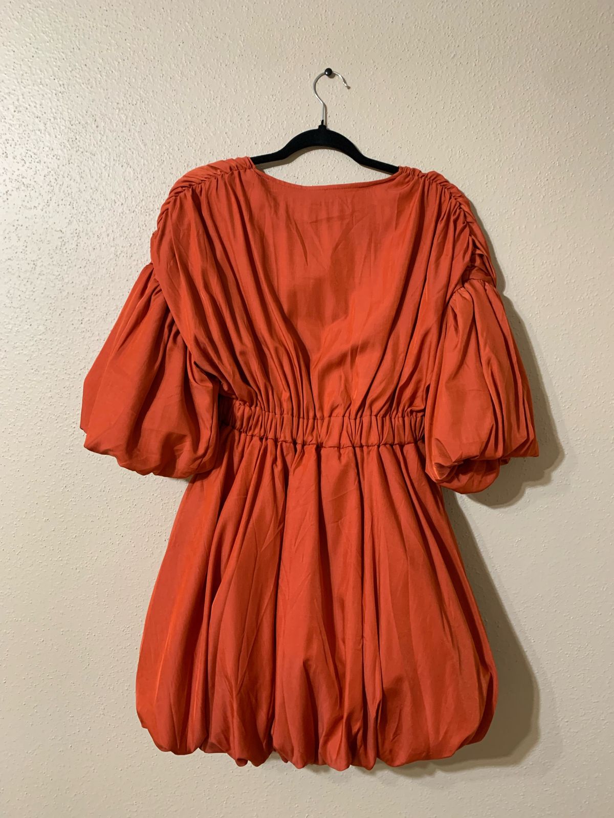 Pretty Little Thing Size 6 Wedding Guest Orange Cocktail Dress on Queenly