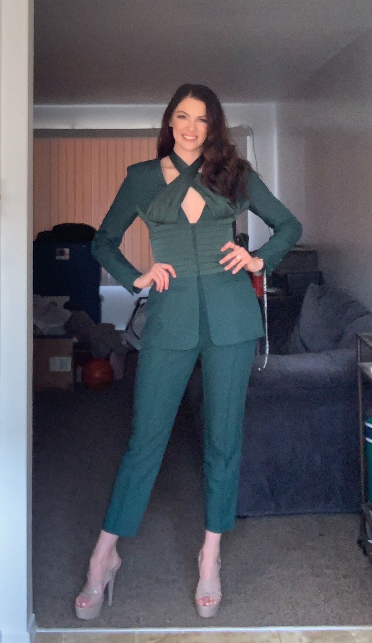Size 2 Green Formal Jumpsuit on Queenly