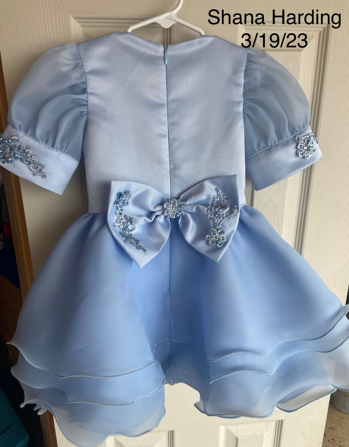 Girls Size 4 Pageant Light Blue Cocktail Dress on Queenly