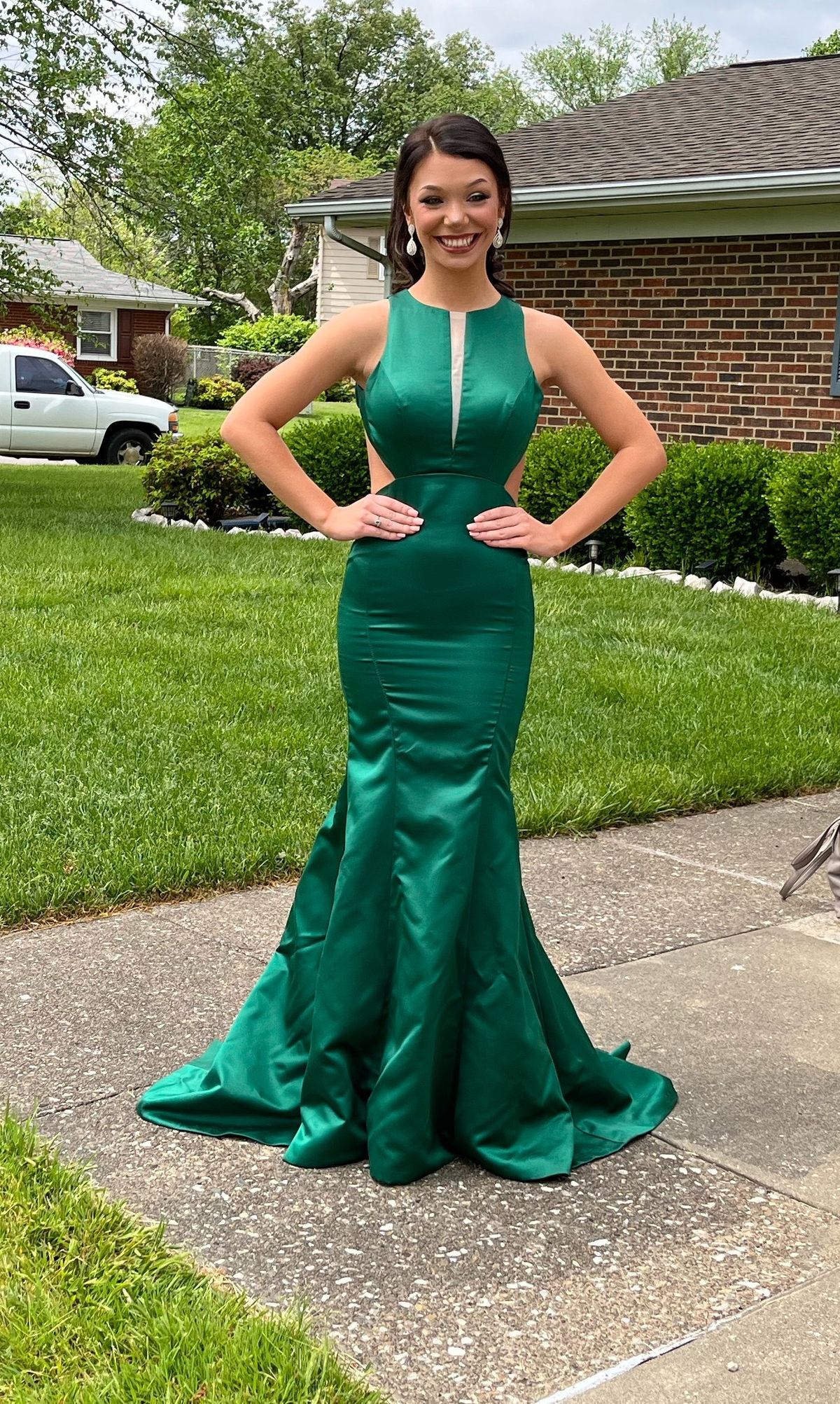 Size 2 Prom Green Mermaid Dress on Queenly