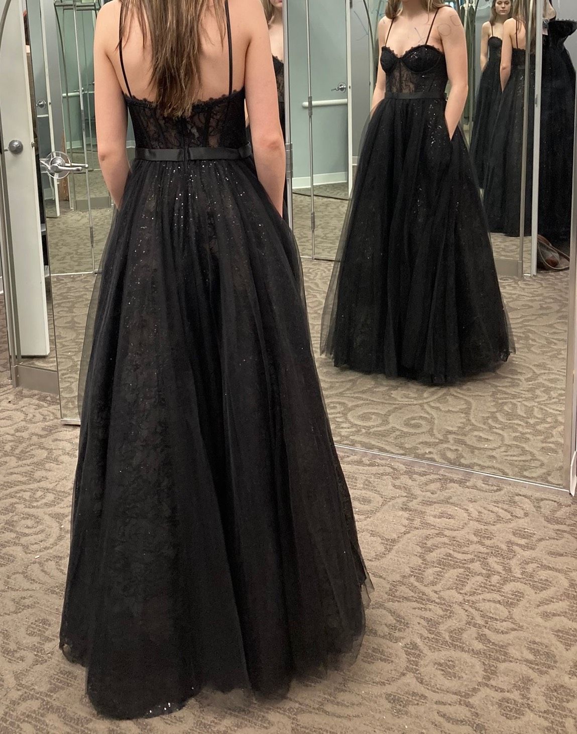 Jules and Cleo Size 4 Prom Black Ball Gown on Queenly