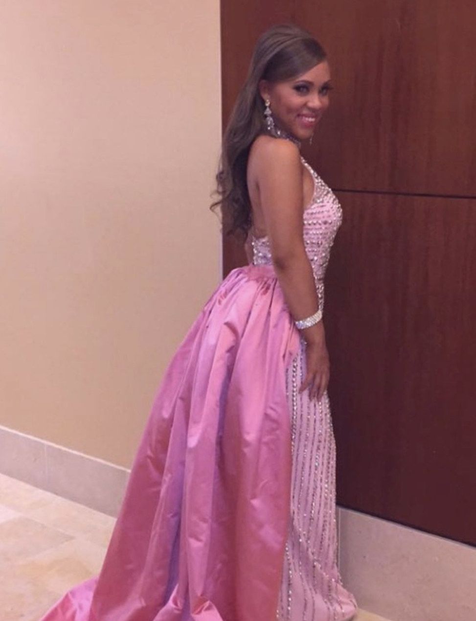 Sherri Hill Size 4 Prom High Neck Sequined Light Pink Floor Length Maxi on Queenly
