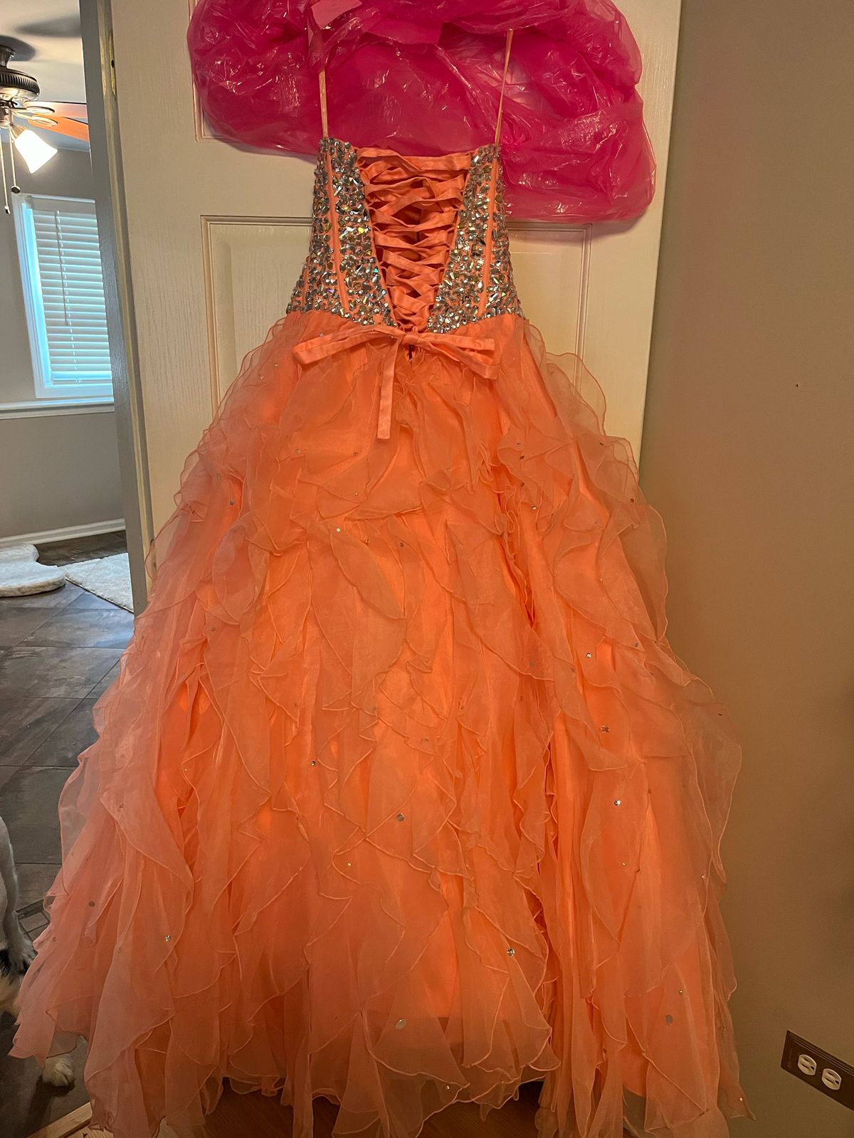 Size 6 Prom Sequined Coral Ball Gown on Queenly