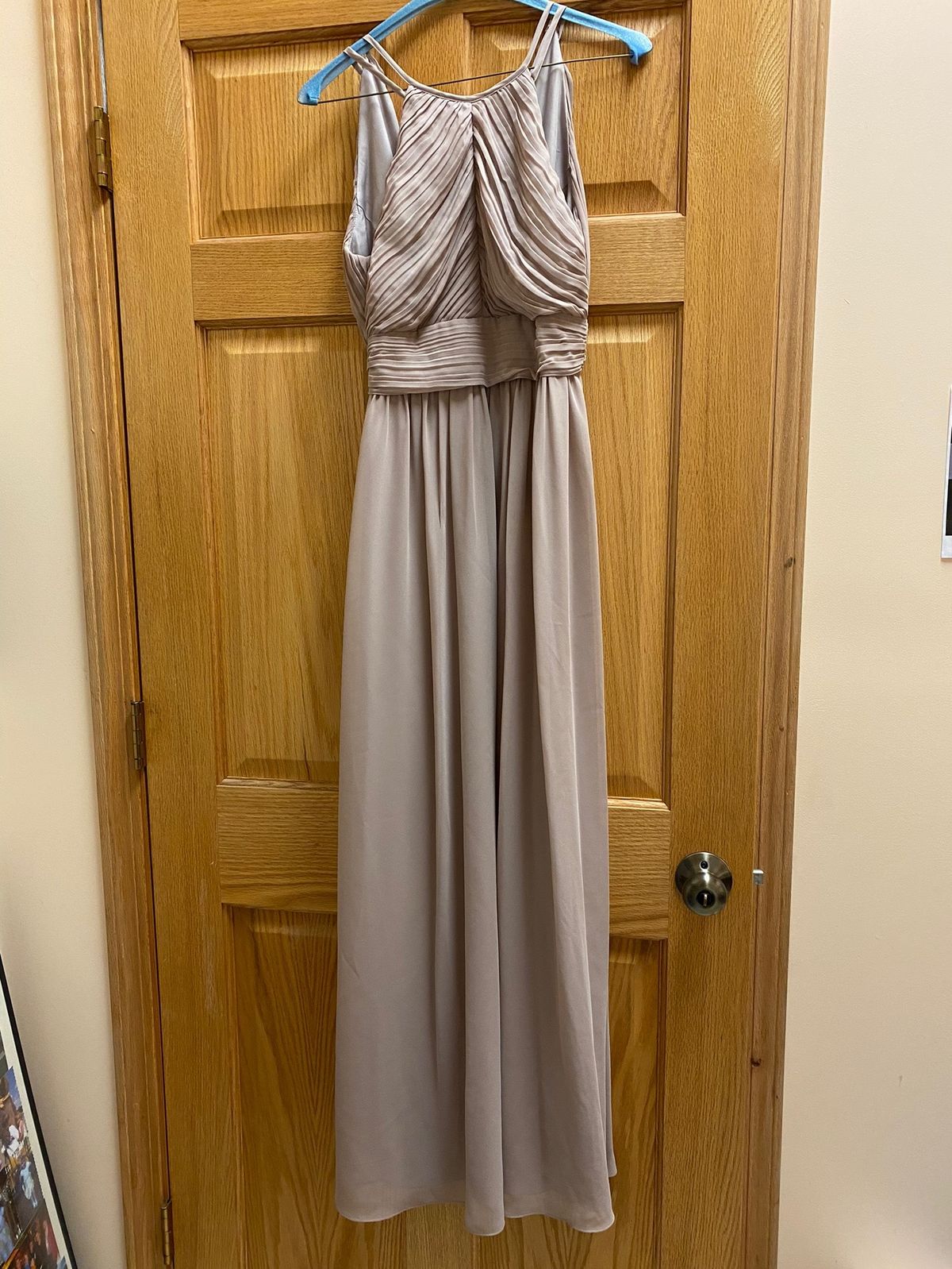 Girls Size 3 Prom Nude Floor Length Maxi on Queenly