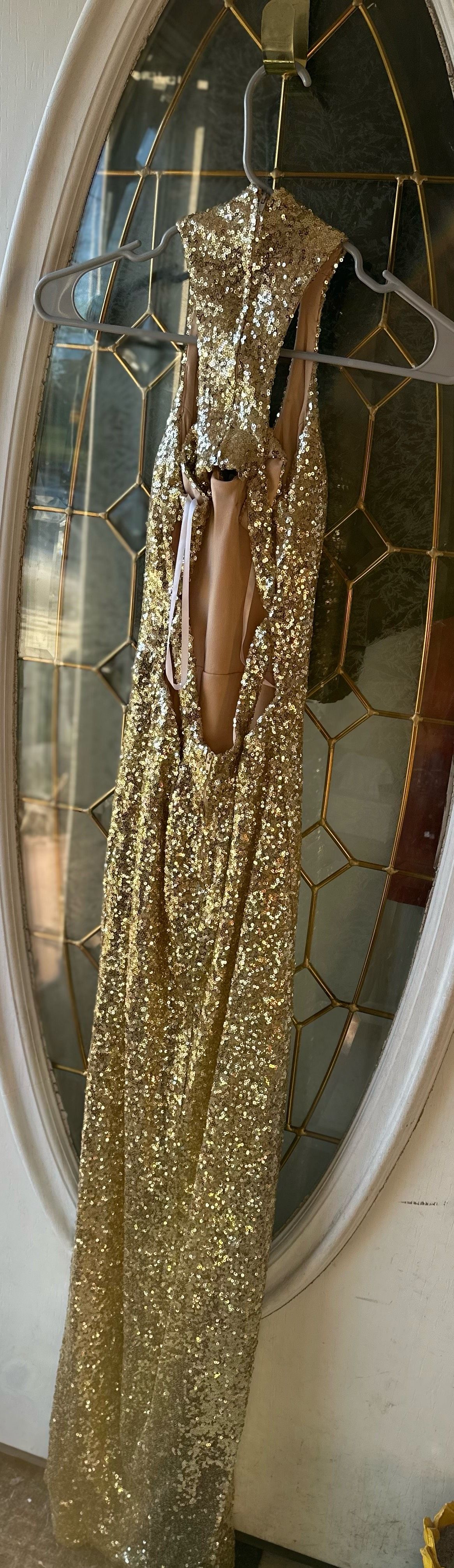 Size 0 Prom Gold Floor Length Maxi on Queenly