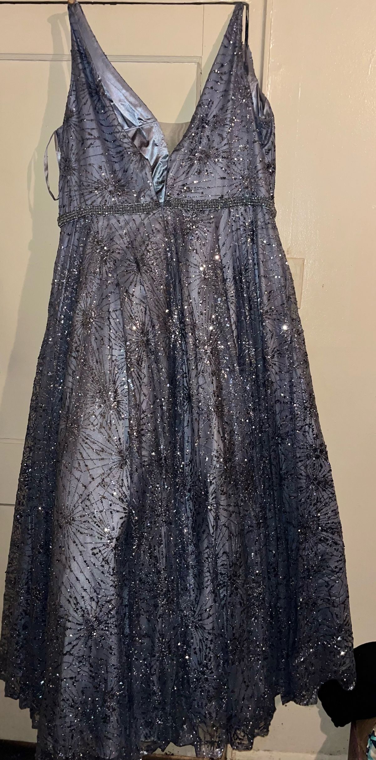 Plus Size 24 Prom Silver Ball Gown on Queenly