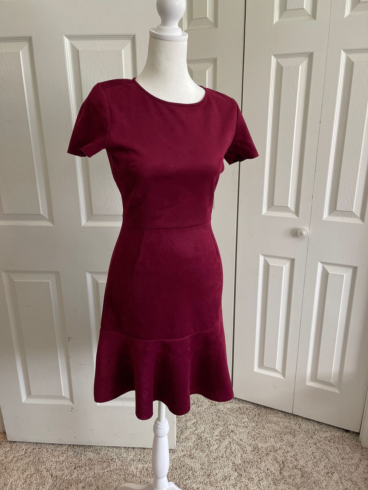 Size S Pageant Red Cocktail Dress on Queenly