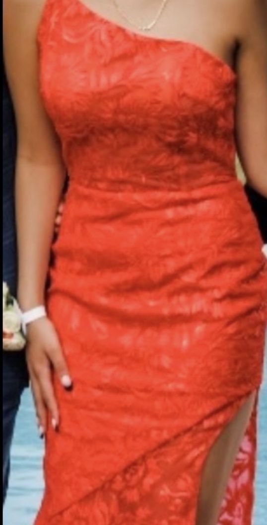 Morilee Madeline Gardner Size 6 Prom One Shoulder Red Side Slit Dress on Queenly