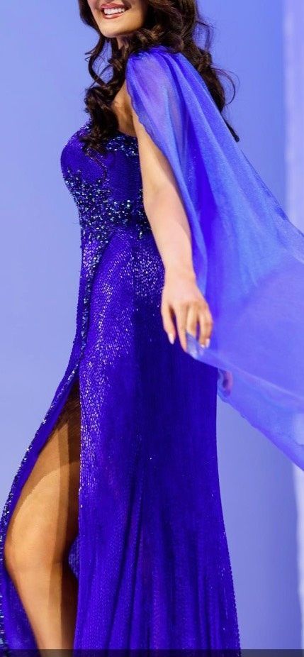 Sherri Hill Size 6 Prom Sequined Royal Blue Side Slit Dress on Queenly