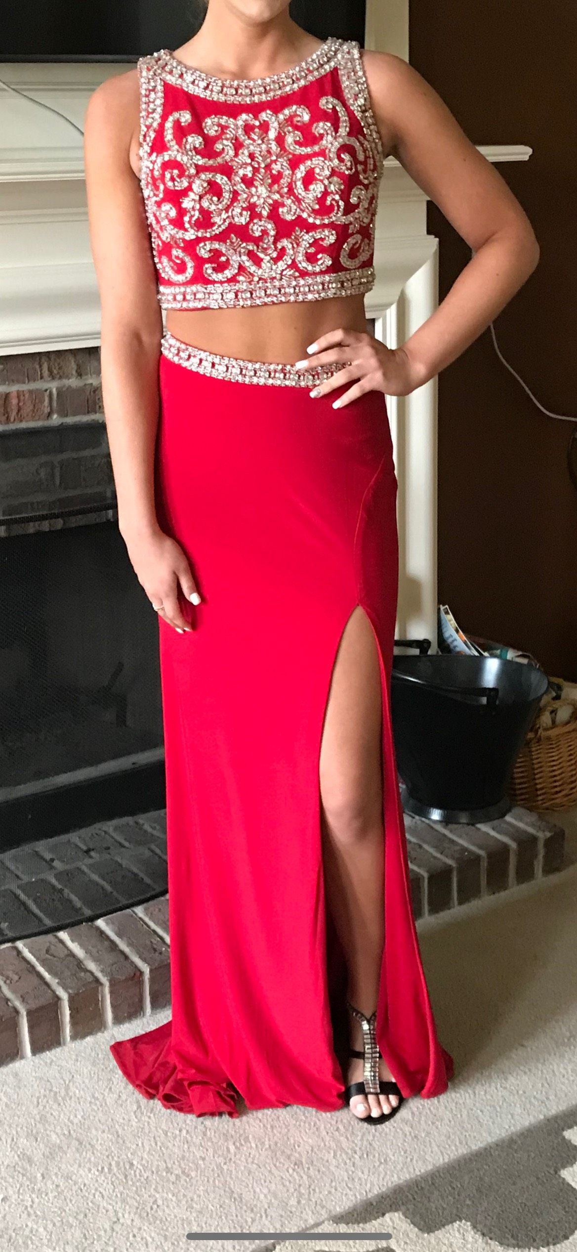 Size 4 Prom Red Side Slit Dress on Queenly