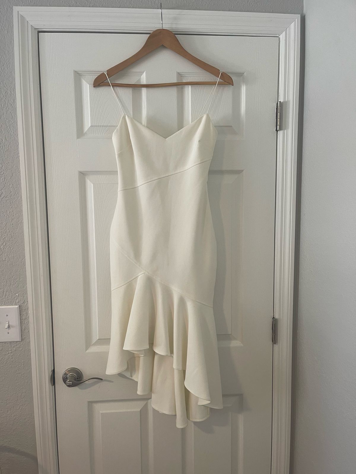 Likely Size 0 Pageant White Cocktail Dress on Queenly
