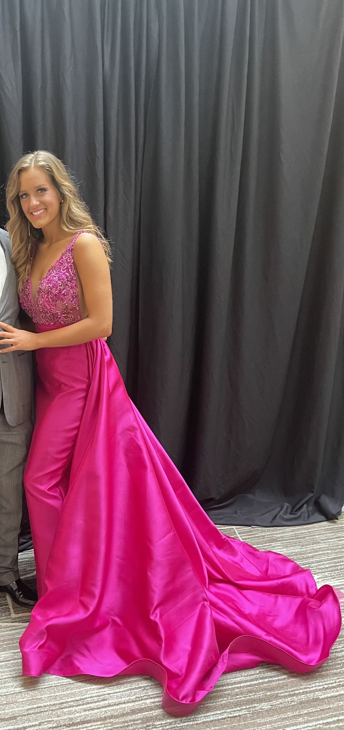 Jovani Size 2 Prom Plunge Satin Hot Pink Dress With Train on Queenly