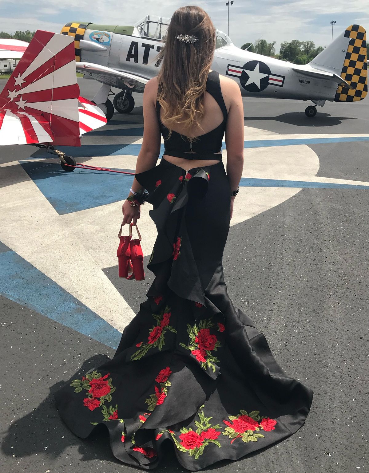 Sherri Hill Size 4 Prom Black Mermaid Dress on Queenly