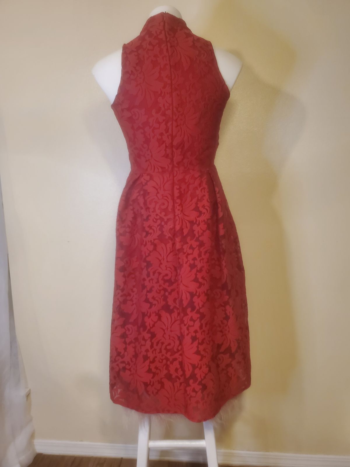 Boohoo Night Size 6 Red Cocktail Dress on Queenly
