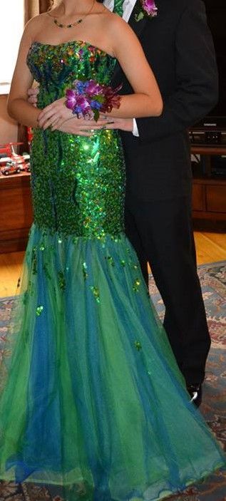 Blush Prom Size 2 Green Mermaid Dress on Queenly