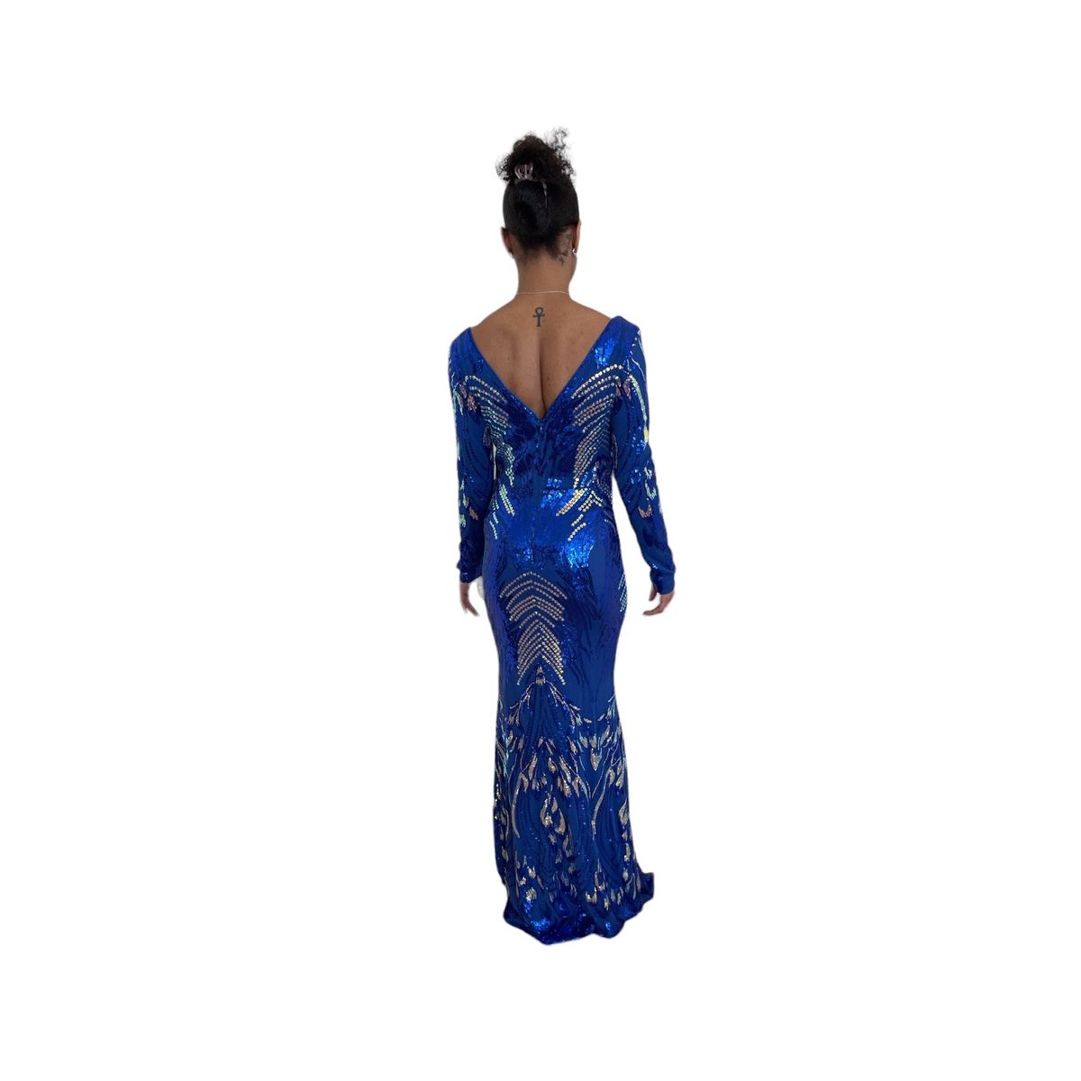 Size 12 Prom Long Sleeve Sequined Royal Blue Floor Length Maxi on Queenly