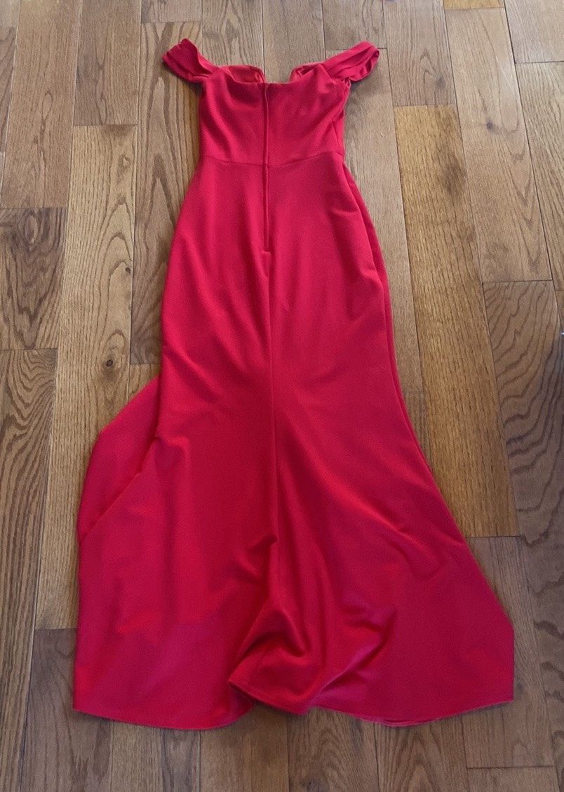 Size 0 Prom Red Mermaid Dress on Queenly