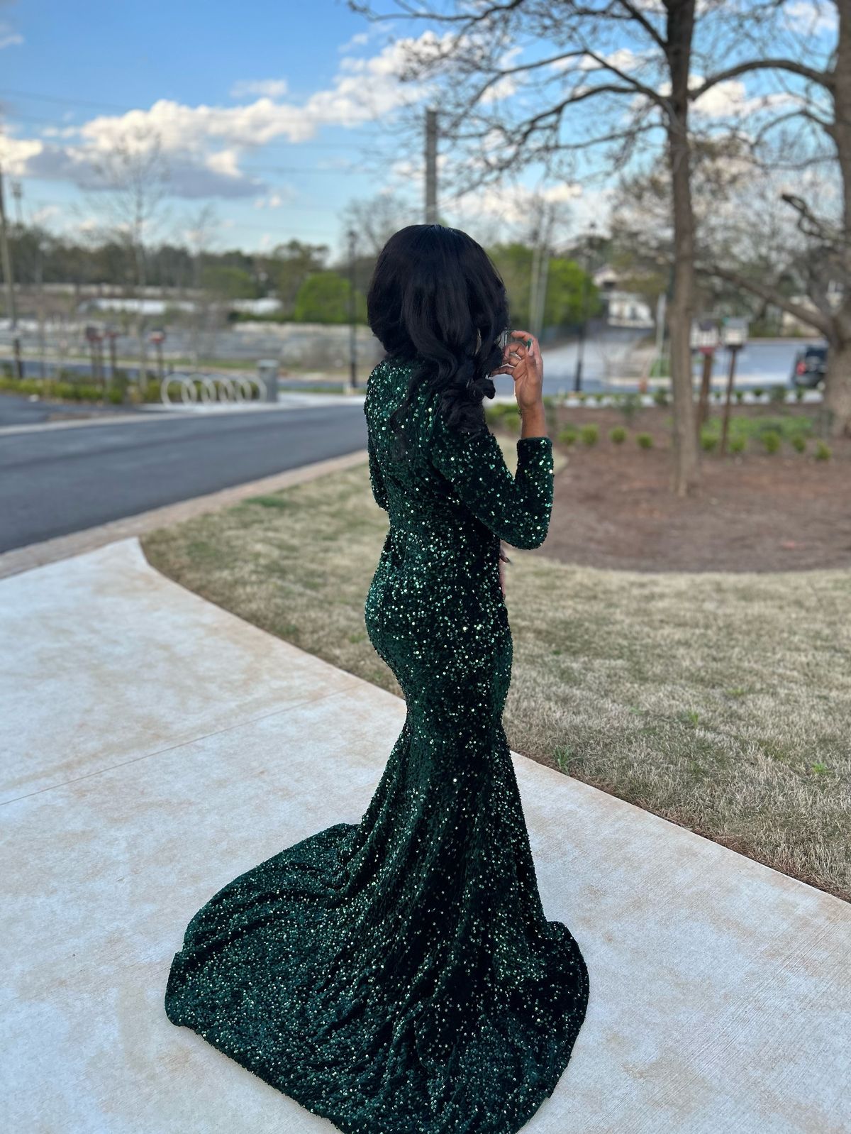 Size M Prom Green Dress With Train on Queenly