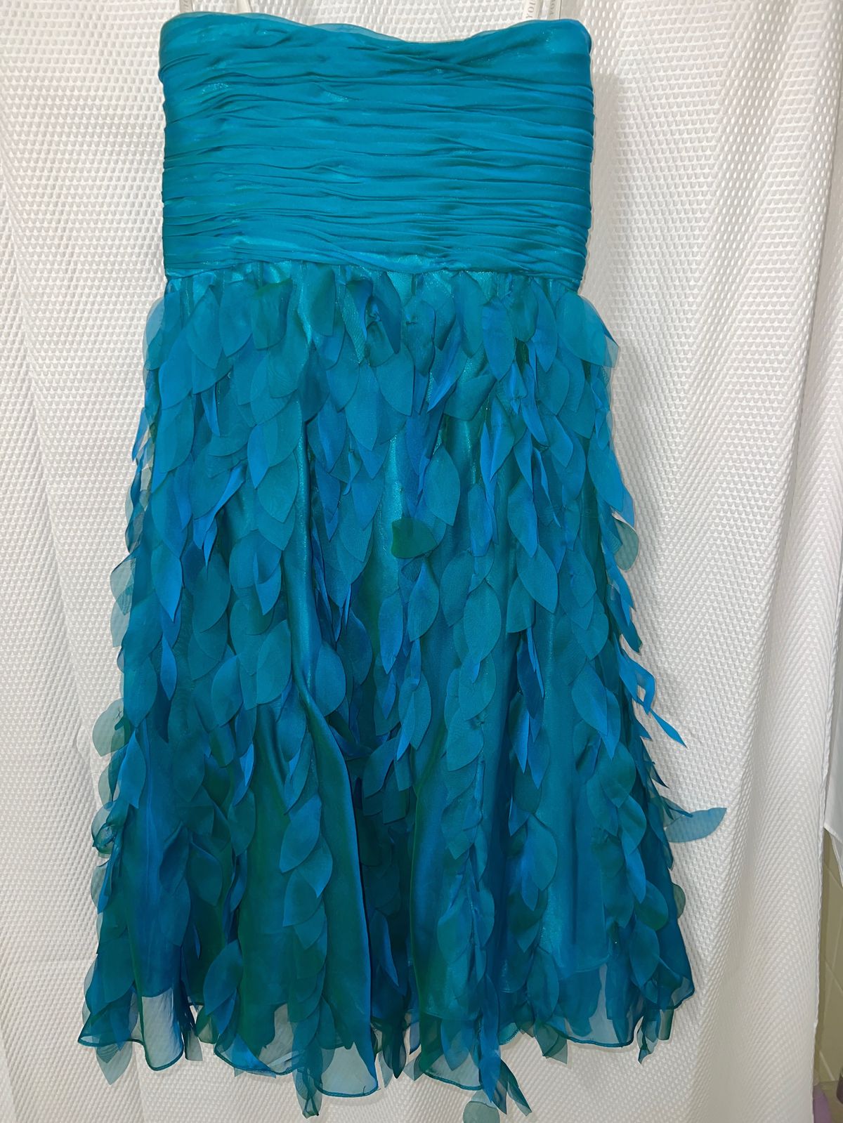 Forever yours Size 4 Prom Strapless Sequined Blue A-line Dress on Queenly