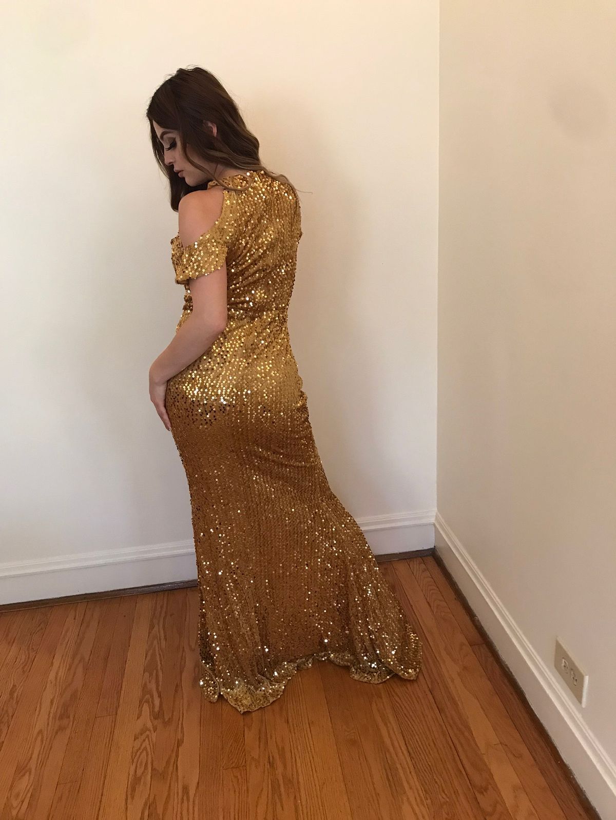 Size M Prom Gold Floor Length Maxi on Queenly