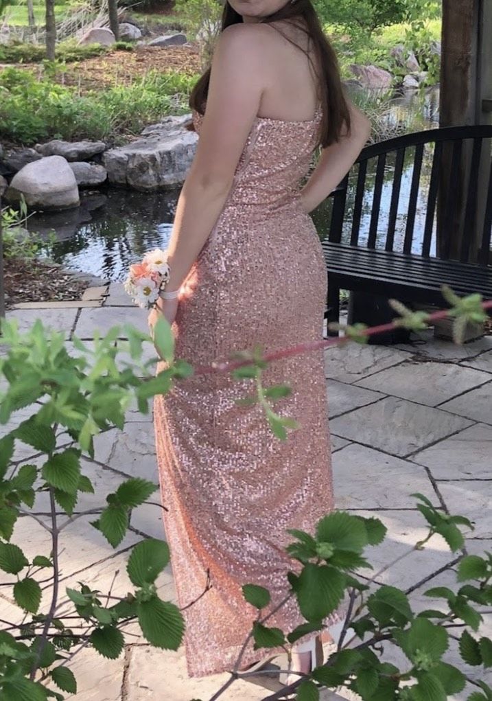 Size 4 Prom One Shoulder Sequined Rose Gold Side Slit Dress on Queenly