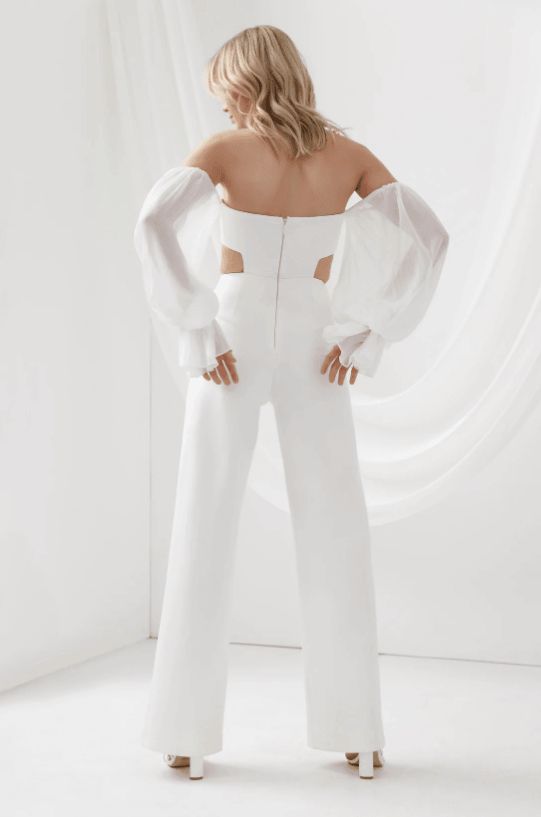 Style ALESSA Belle Le Chic Size 4 Off The Shoulder White Formal Jumpsuit on Queenly
