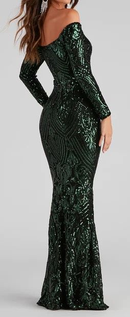 Size M Prom Long Sleeve Green Mermaid Dress on Queenly