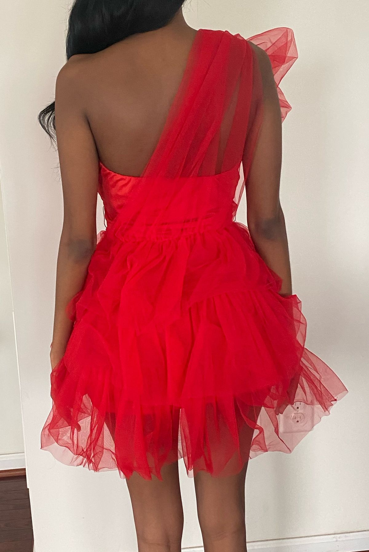 Size 00 One Shoulder Sheer Red Cocktail Dress on Queenly