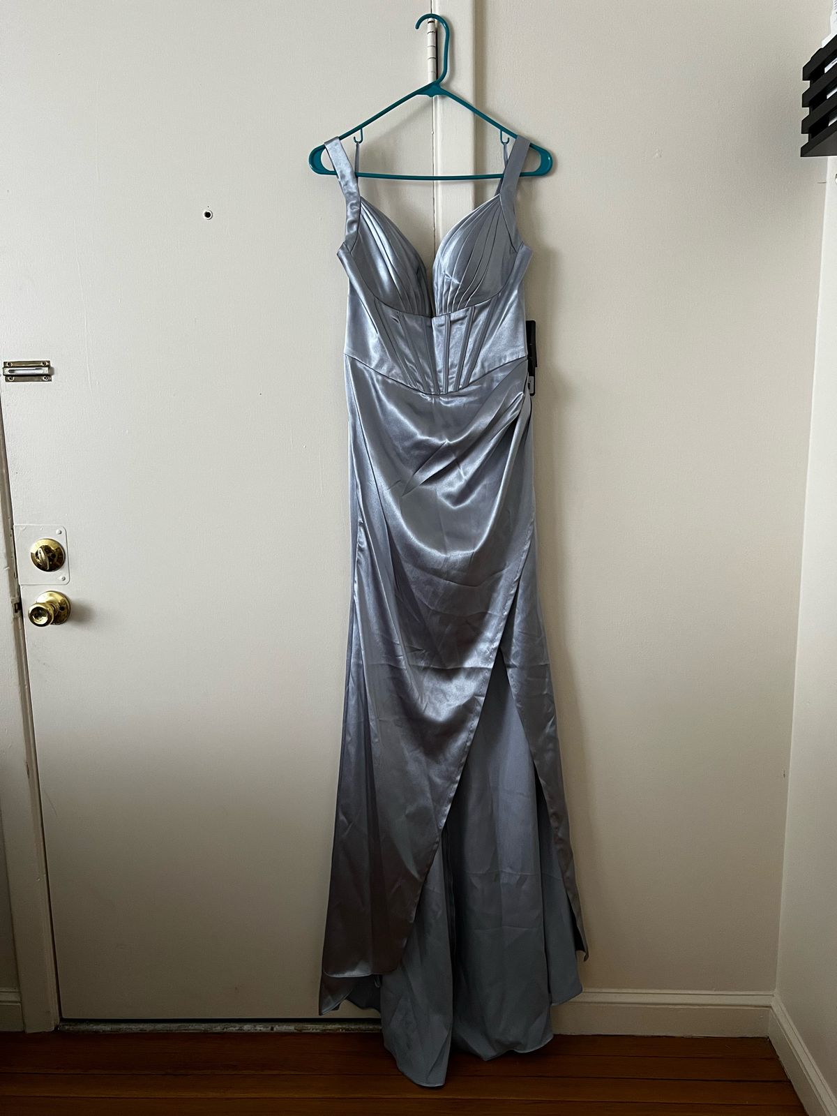 JAUS Size 8 Bridesmaid Plunge Satin Light Blue Floor Length Maxi on Queenly