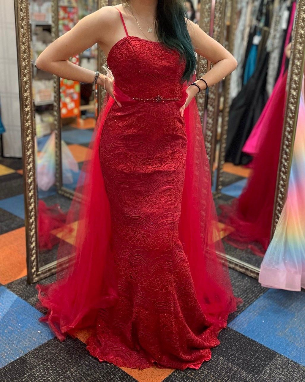 Size 0 Prom Sheer Red Mermaid Dress on Queenly
