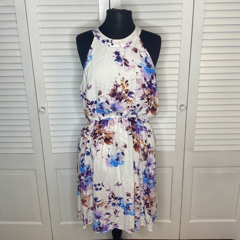 White Birch Size XL Wedding Guest High Neck Floral Multicolor Cocktail Dress on Queenly