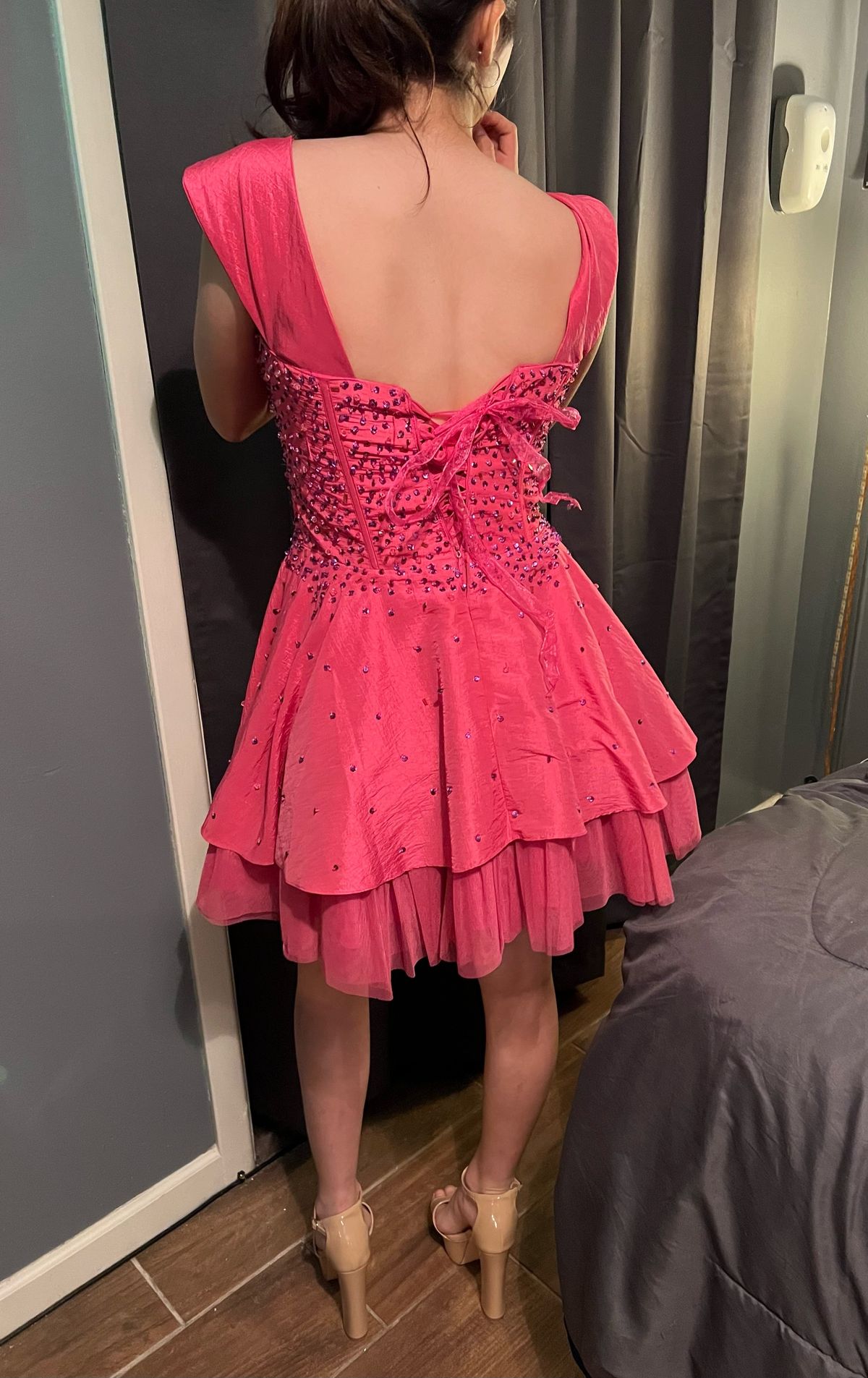 Size 4 Pageant Pink Cocktail Dress on Queenly