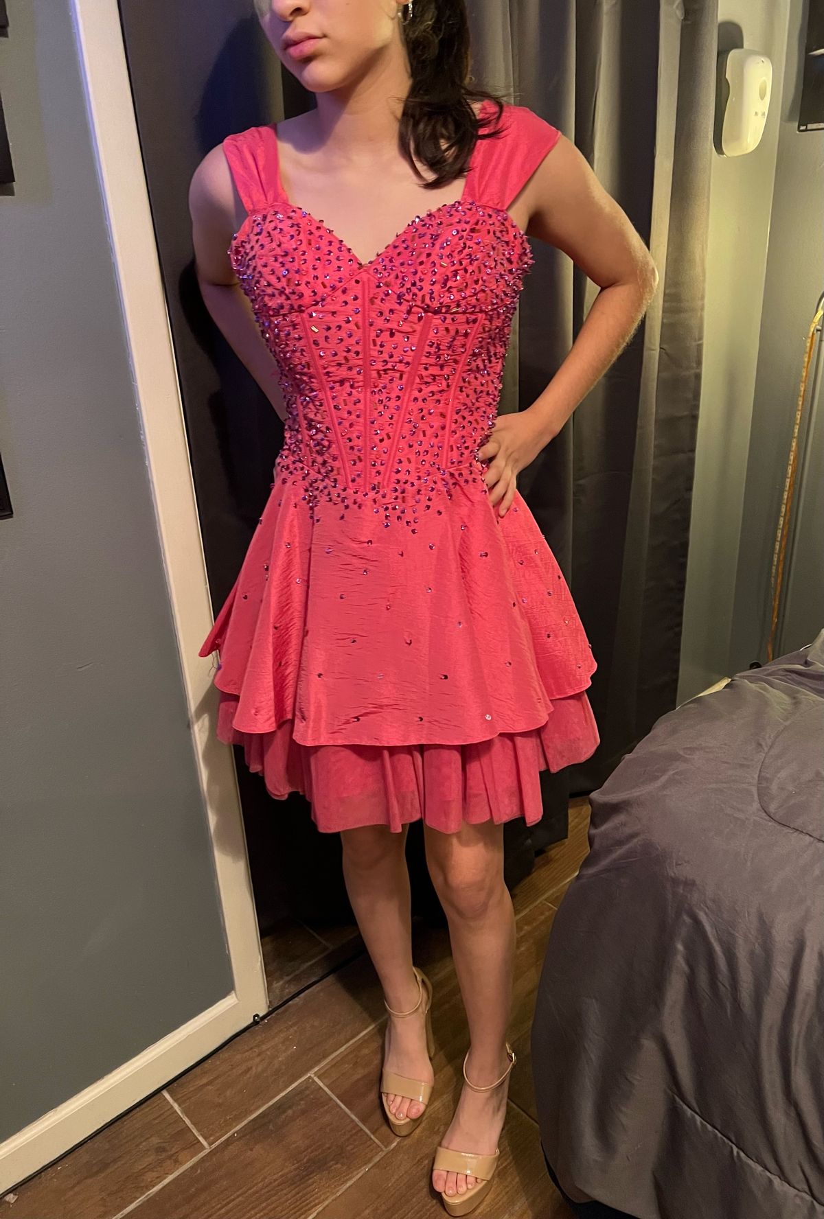 Size 4 Pageant Pink Cocktail Dress on Queenly