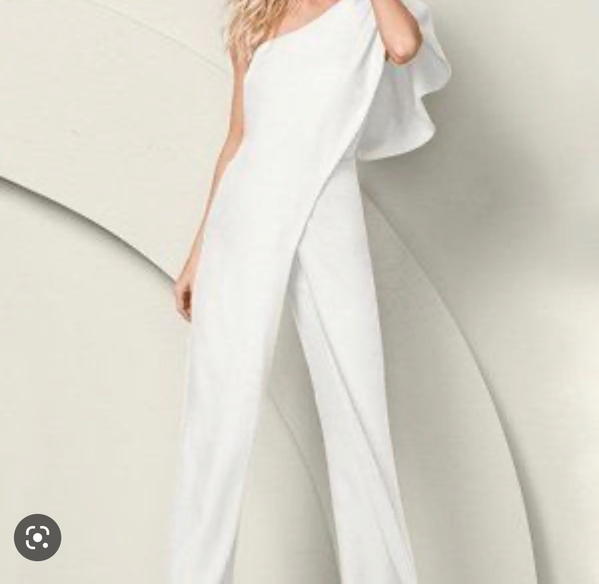Venus Size 2 White Formal Jumpsuit on Queenly