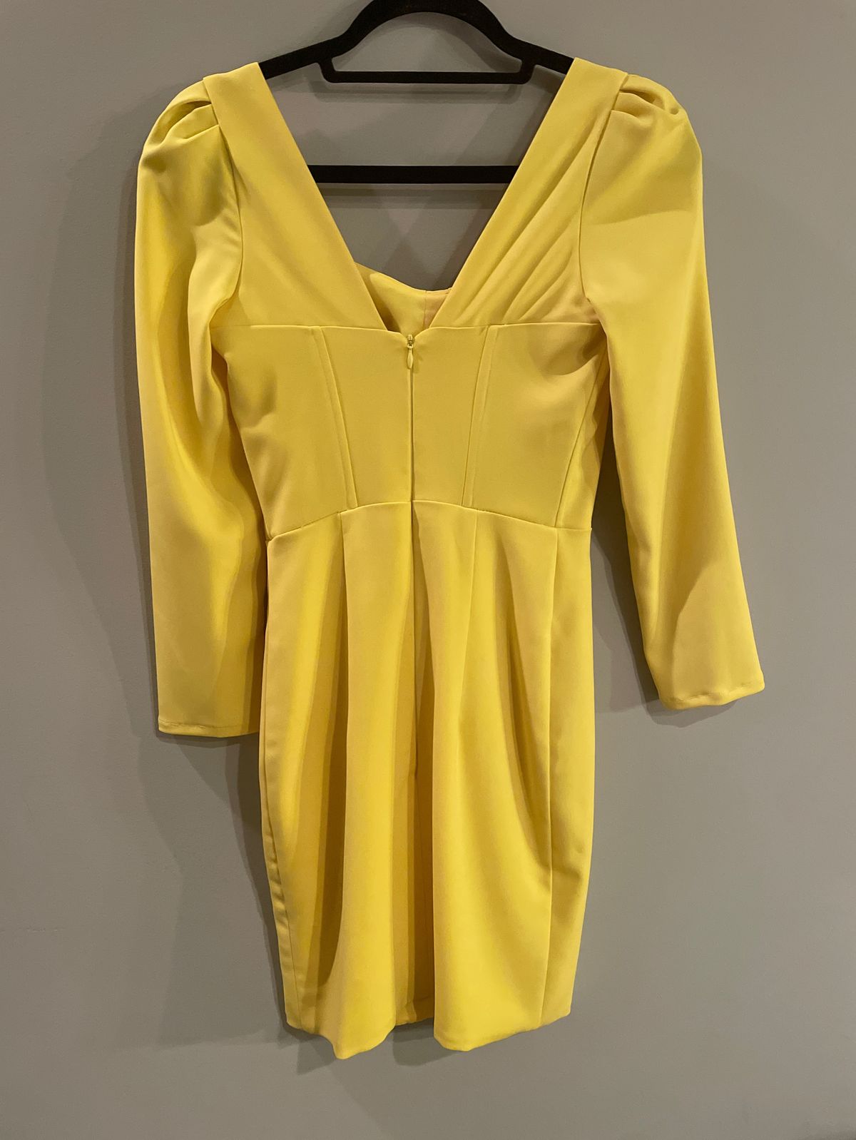 Size 0 Wedding Guest Yellow Cocktail Dress on Queenly
