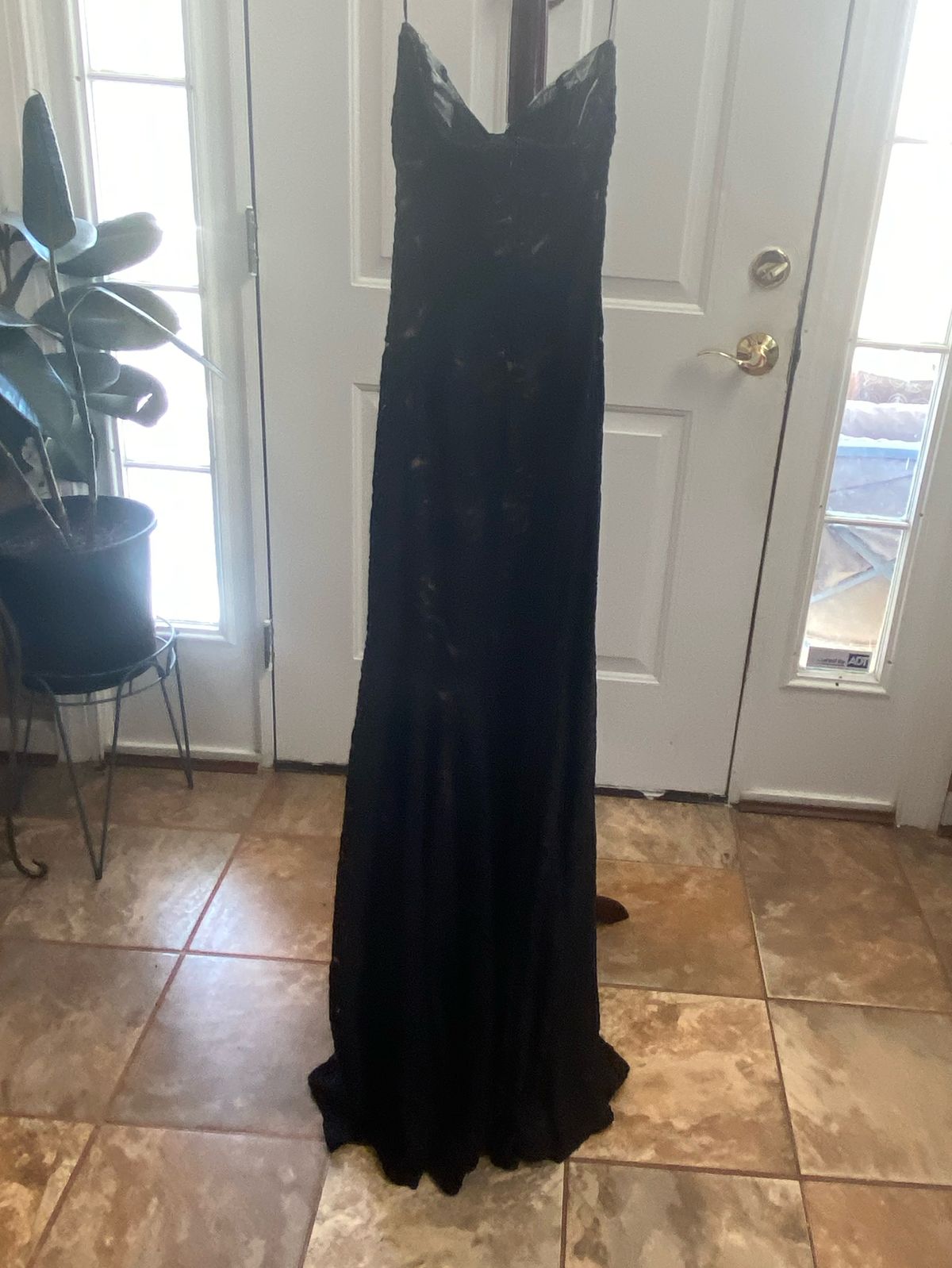 Cache Size 6 Prom Strapless Lace Black Mermaid Dress on Queenly