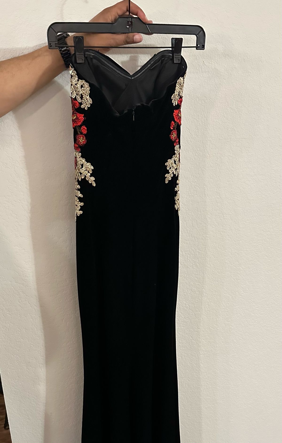 Size 2 Strapless Lace Black Floor Length Maxi on Queenly