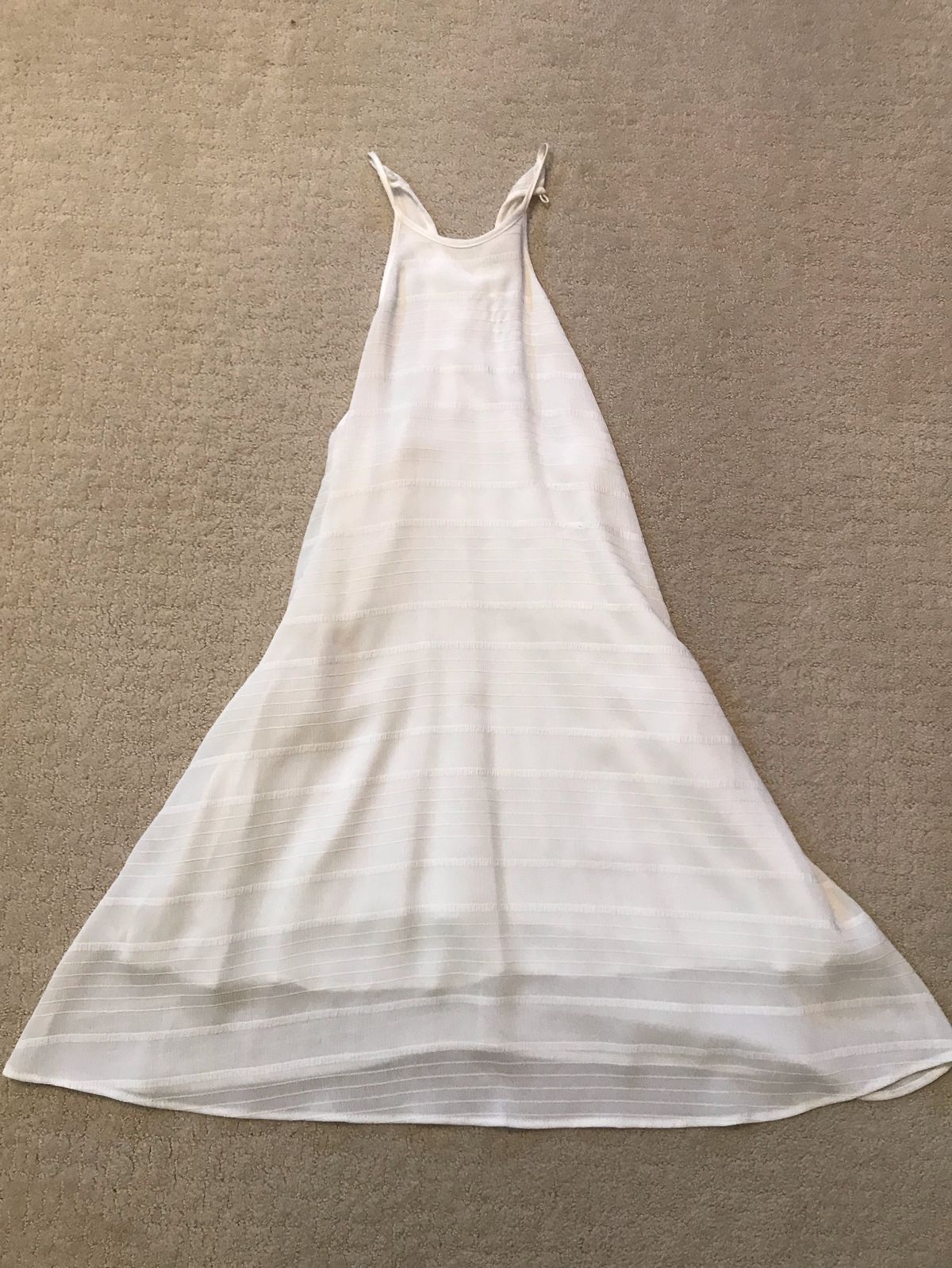 Leith Size 0 Halter White A-line Dress on Queenly