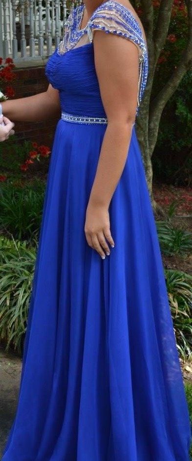 Sherri Hill Size 12 Prom Silver A-line Dress on Queenly