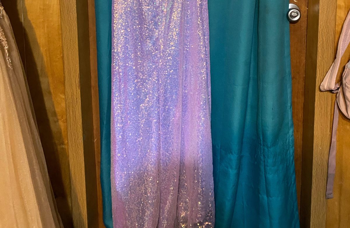 Size 4 Prom Purple Side Slit Dress on Queenly