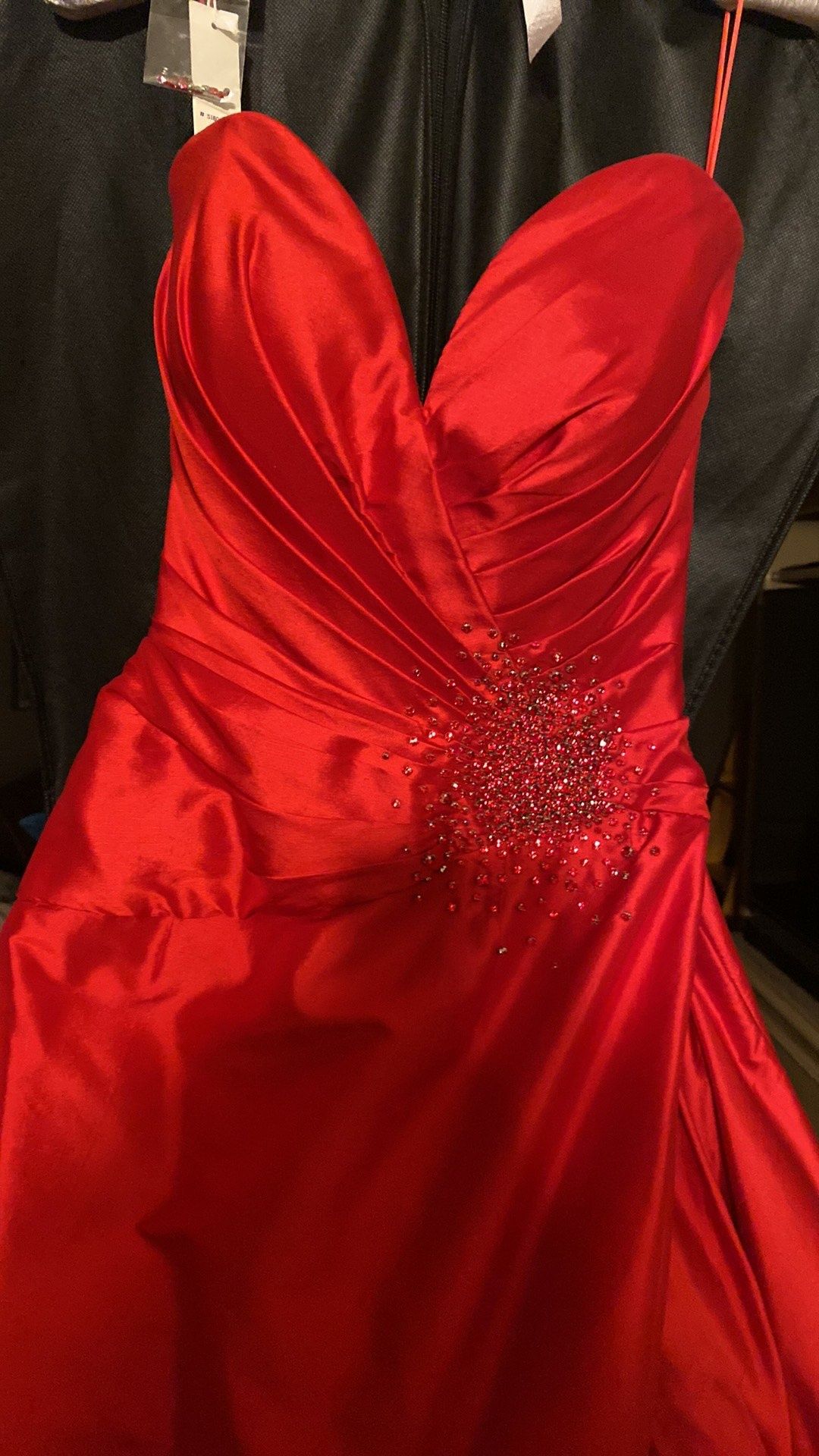 Sherri Hill Size 4 Pageant Red Dress With Train on Queenly