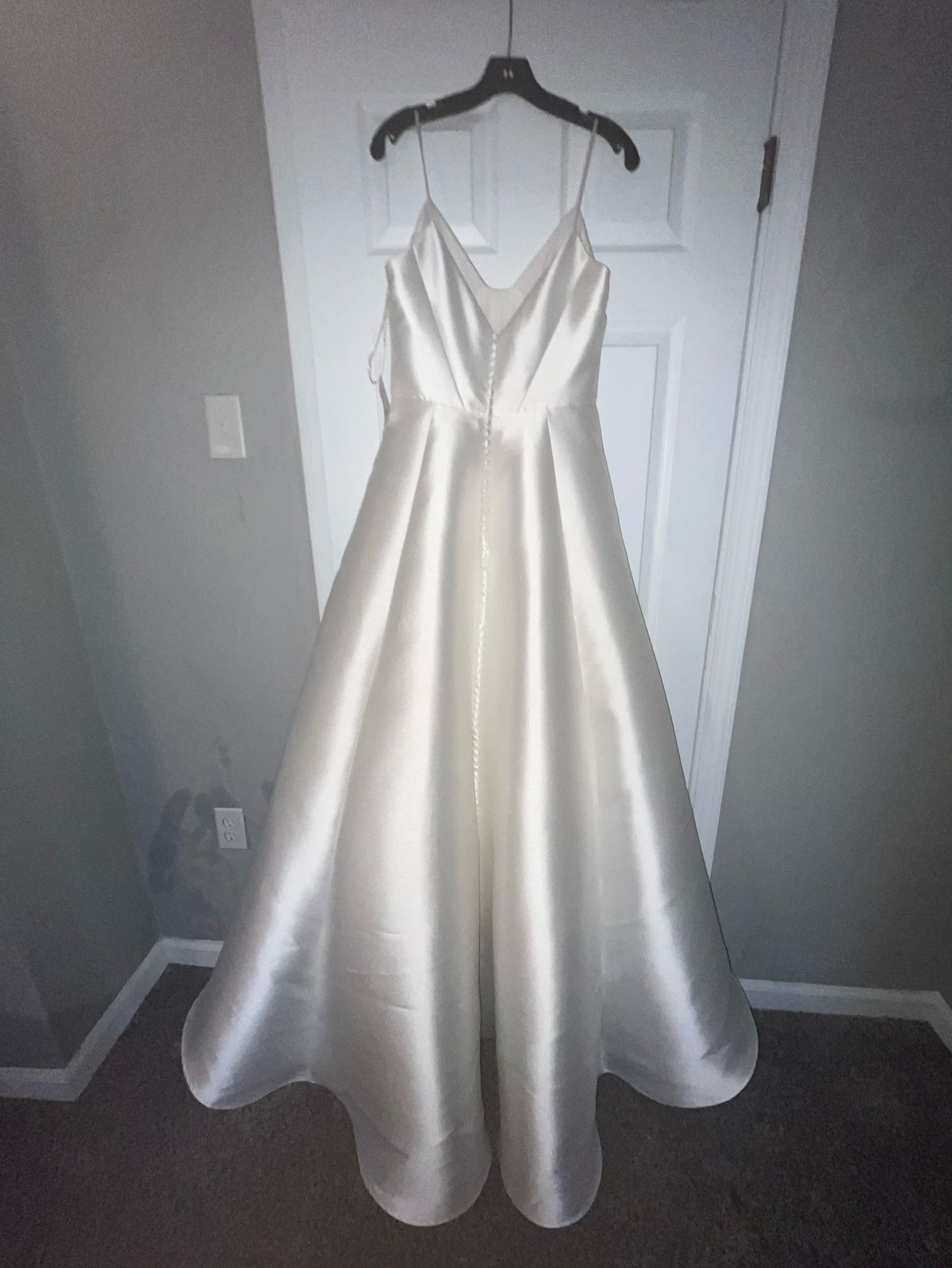 Nouville Size 10 Wedding White Ball Gown on Queenly