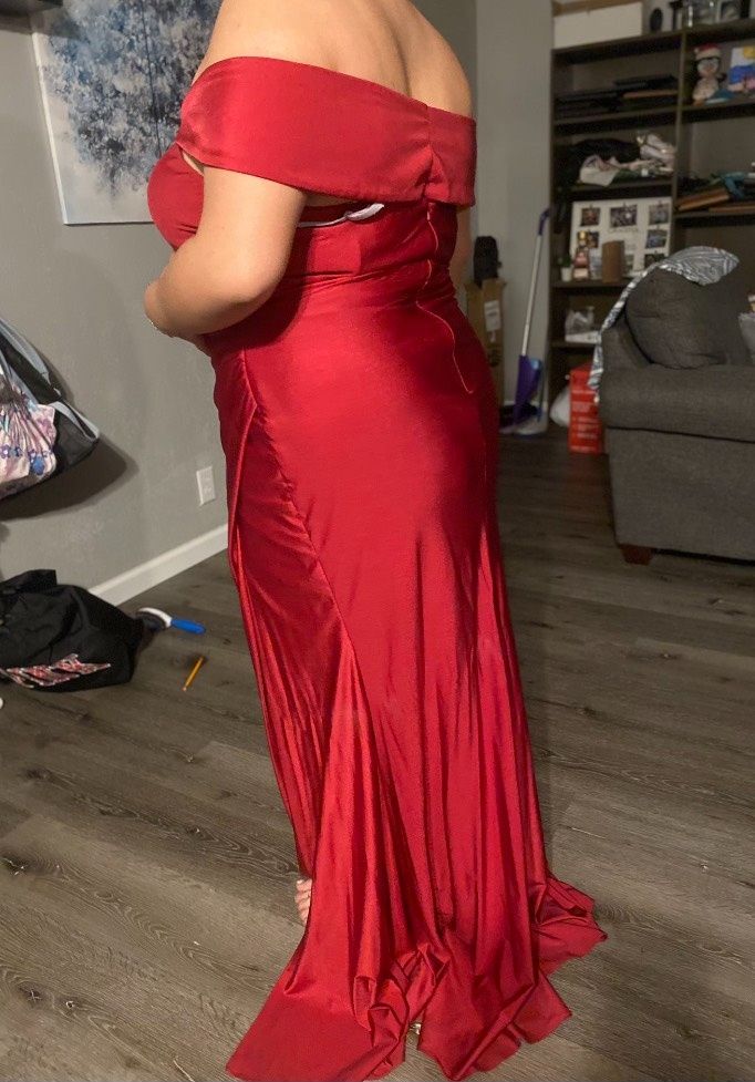 Plus Size 20 Prom Red Mermaid Dress on Queenly